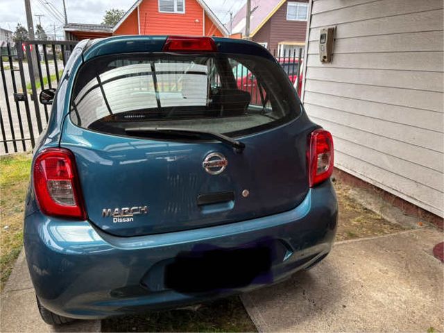 Vendo nissan march unica dueña 40.000 Km.