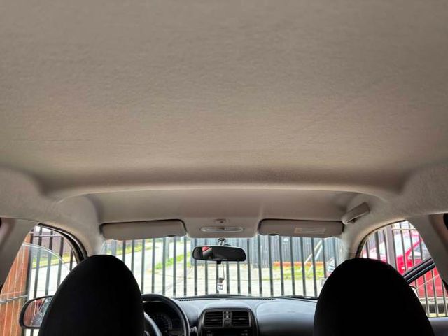 Vendo nissan march unica dueña 40.000 Km.