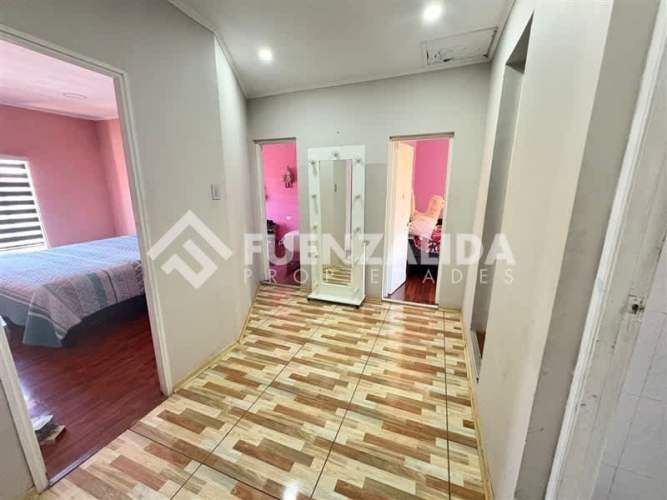 CASA Eyzaguirre/ Estación los Álamos/ Sargento Menadier