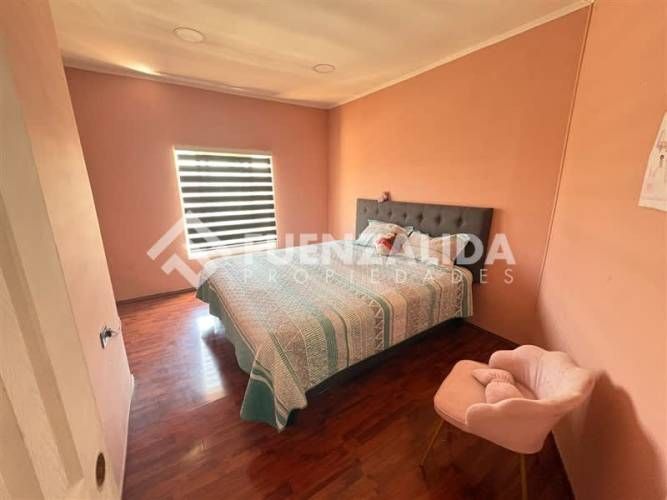 CASA Eyzaguirre/ Estación los Álamos/ Sargento Menadier