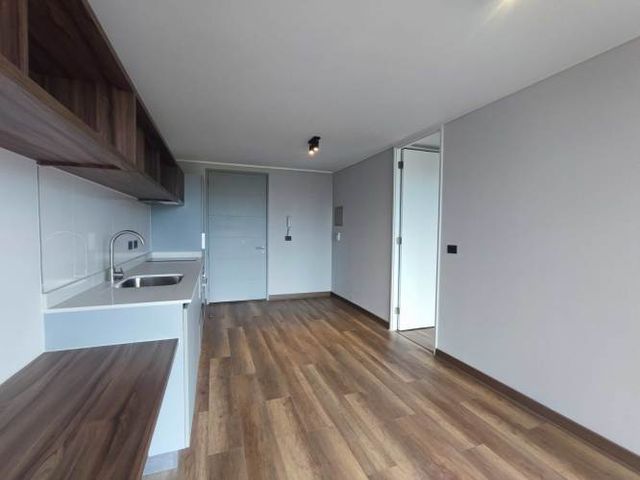 Moderno Depto con Excelente Conectividad (134943)