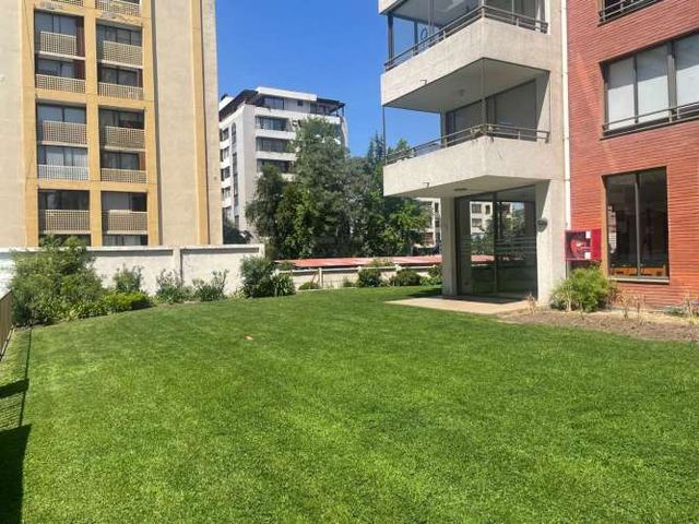 PRECIO REBAJADO. Propiedad Bancaria. AV Colon Las Condes