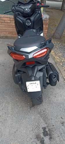 YAMAHA XMAX 300
