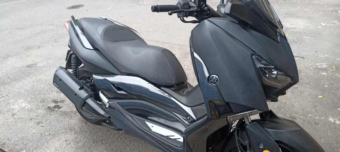 YAMAHA XMAX 300