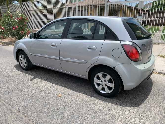 Kia Rio 5 2011