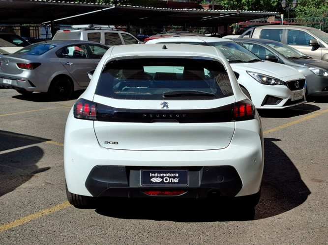 PEUGEOT 208 2024