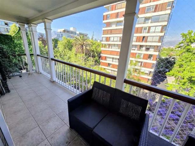 DEPARTAMENTO LOS CRISANTEMOS / CARMEN SYLVA / EL BOSQUE