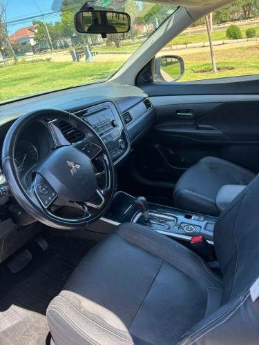 Mitsubishi outlander 2018