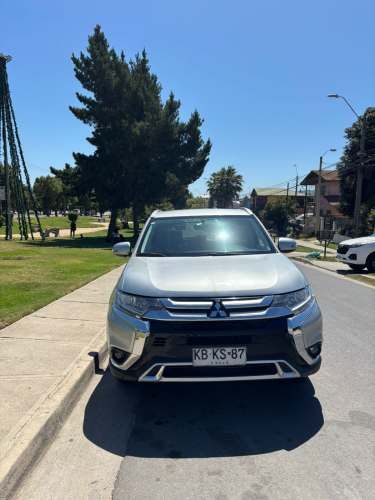 Mitsubishi outlander 2018