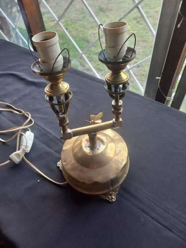 Lámpara de Mesa Exclusiva - Base Estufa Vintage LUX Made in Sweden