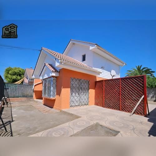 Se arrienda amplia y hermosa casa en La Cruz