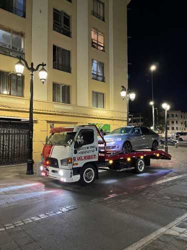 Chofer grúa plataforma