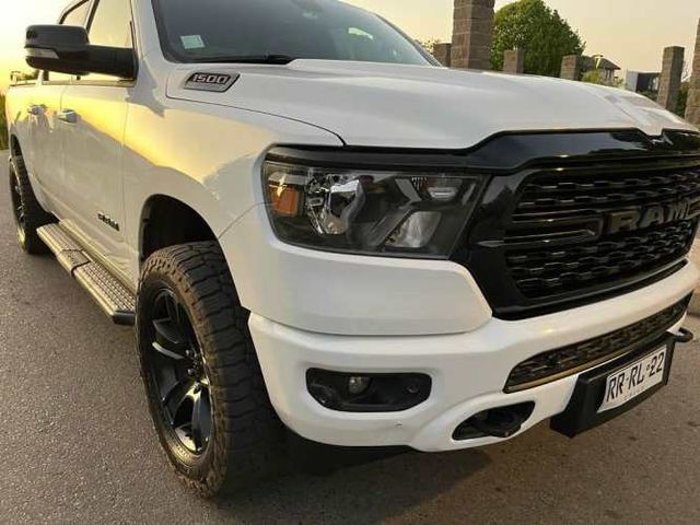 Ram 1500 2022 • Gas + Bencina • Facturable • Menor Consumo