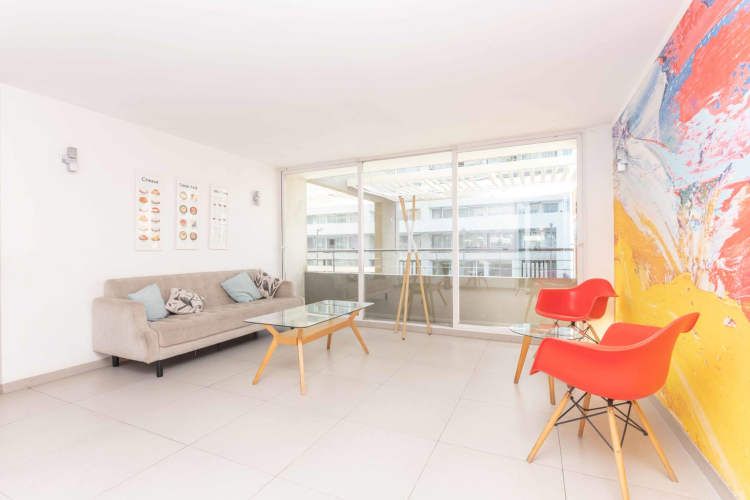 Av. Américo Vespucio (1 Est /1 Bod)