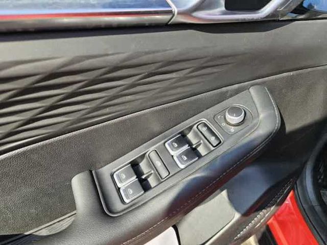 Geely Coolray Comfort 7dct At 2024