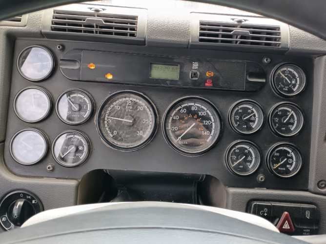 Freightliner CASCADIA