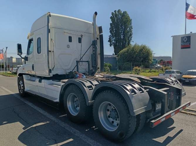 Freightliner CASCADIA