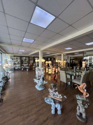 SE VENDE LOCAL DE 948,29M2 - COMERCIAL - SANTIAGO