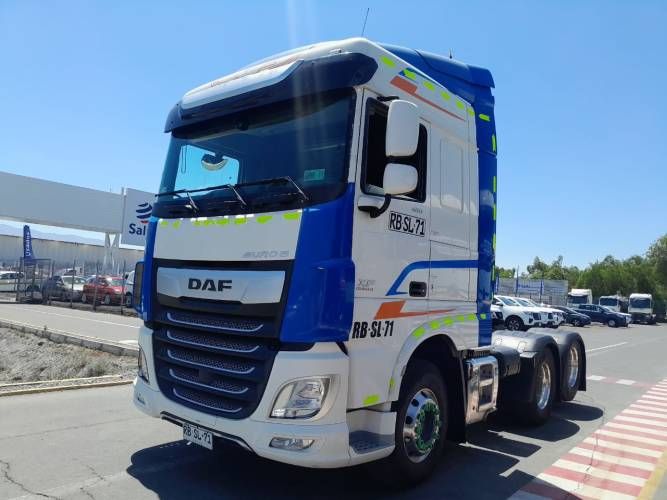 Tracto Camión DAF XF