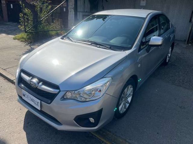 SUBARU IMPREZA SEDÁN XS 2.0i AWD MT 2015