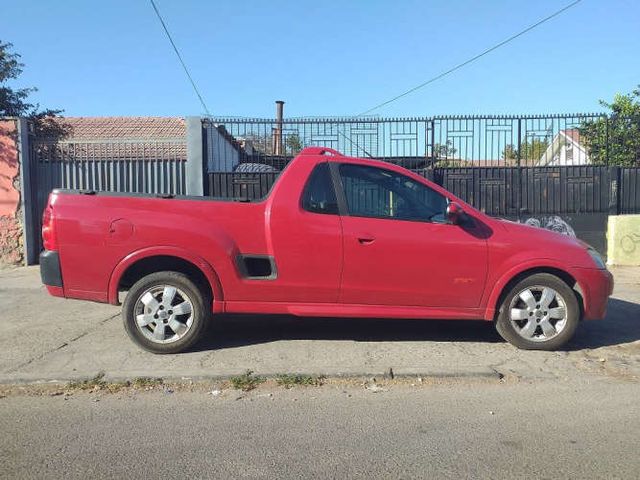 Vendo Chevrolet Montana 1.8 año 2010
