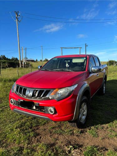 MITSUBISHI L200 4X4