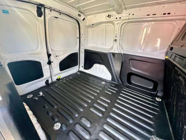 PEUGEOT PARTNER 2021