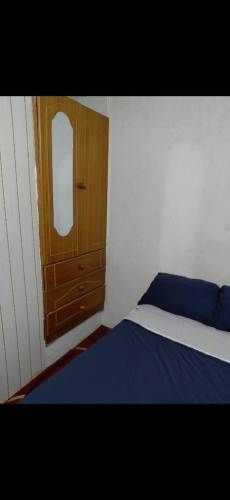 Arriendo pieza pequeña