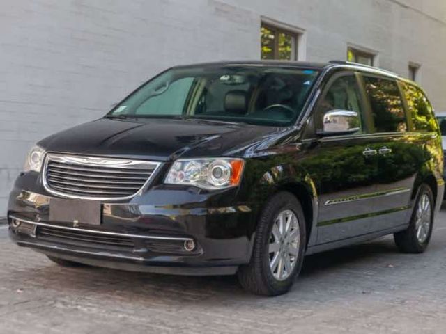 Chrysler Grand Town Country Limited 3.6 2016
