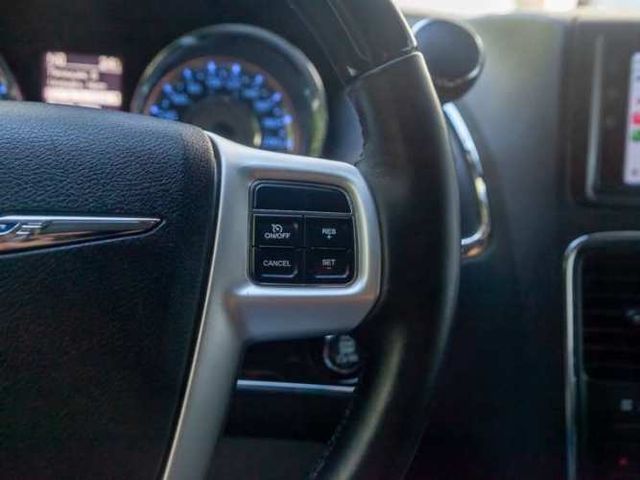 Chrysler Grand Town Country Limited 3.6 2016