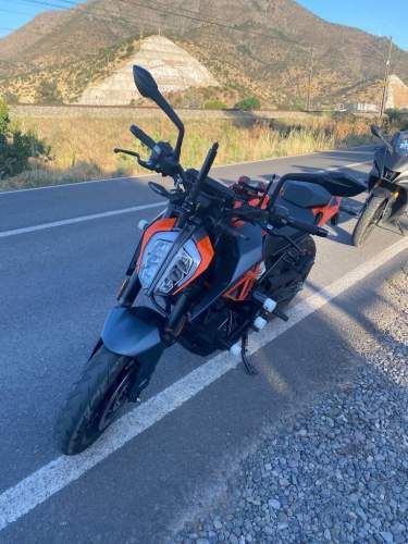 KTM 390 AÑO 2023