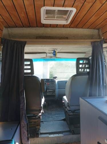 SE VENDE FURGON CAMPERIZADO PEUGEOT BOXER 2001