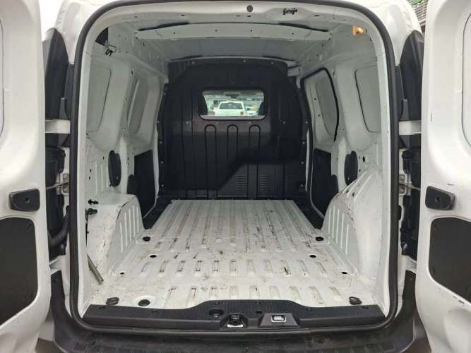 RENAULT EXPRESS 2023