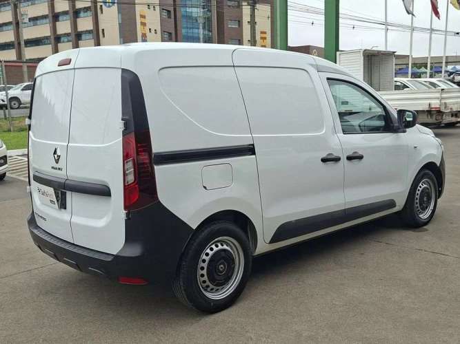 RENAULT EXPRESS 2023