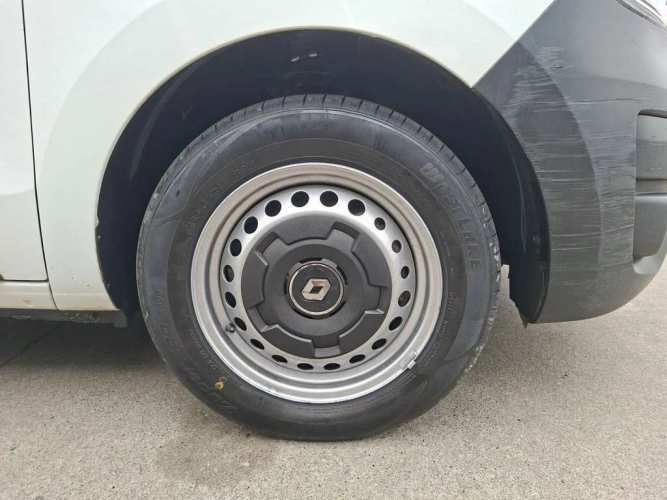 RENAULT EXPRESS 2023