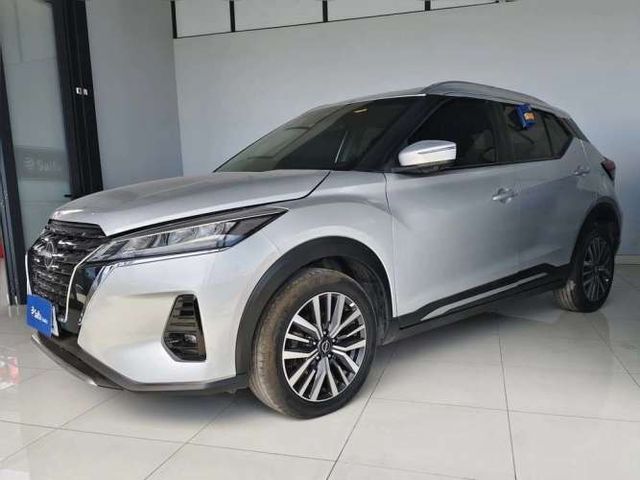 NISSAN KICKS 2023