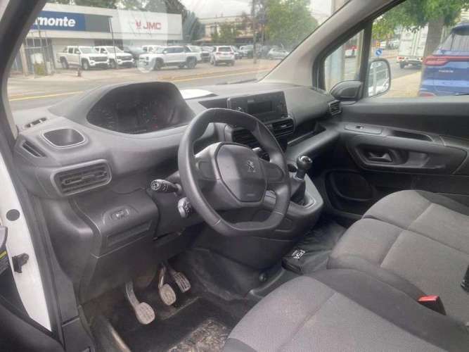 PEUGEOT PARTNER 2022