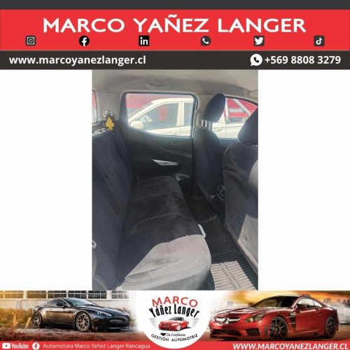 NISSAN NP300 DCAB 2.3 / AÑO 2018 / EXCELENTE ESTADO