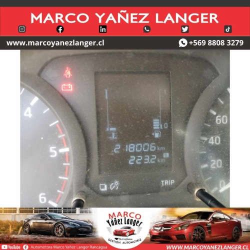 NISSAN NP300 DCAB 2.3 / AÑO 2018 / EXCELENTE ESTADO