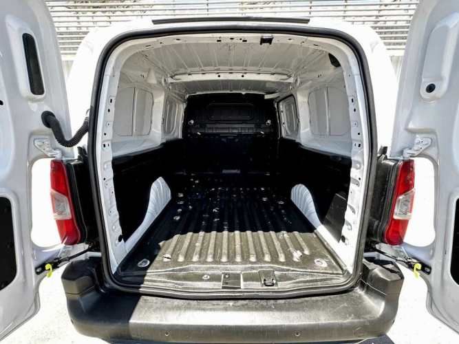 PEUGEOT PARTNER 2023