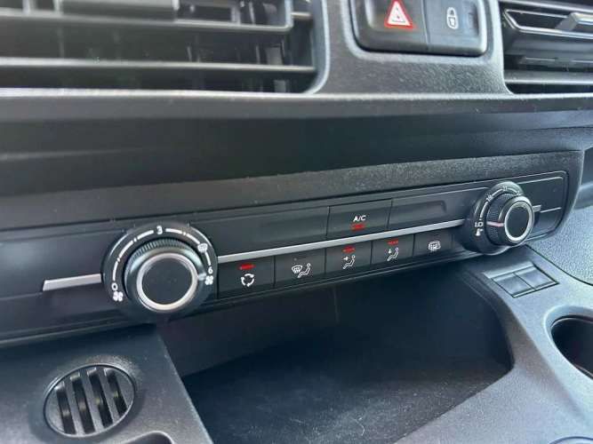 PEUGEOT PARTNER 2023