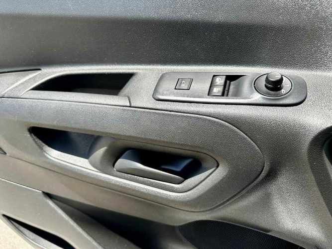 PEUGEOT PARTNER 2023