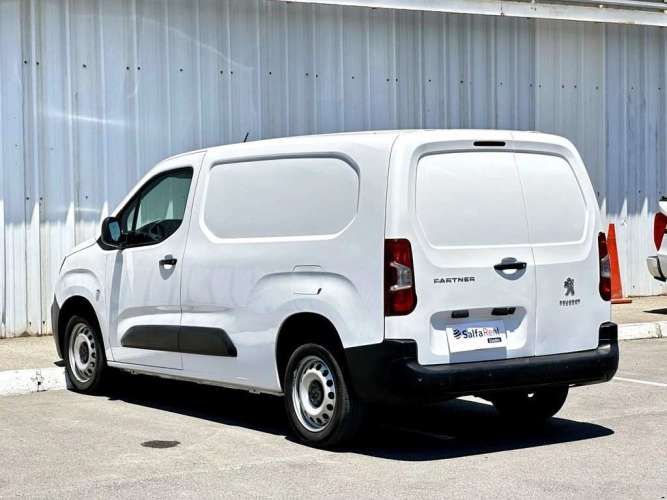 PEUGEOT PARTNER 2023