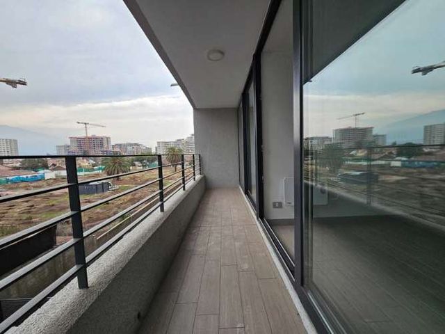 Depto. a Pasos de Metro y Mall Plaza Egaña.  (135132)