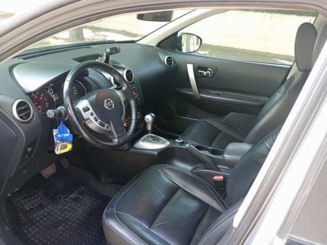 NISSAN QASHQAI 4X4 1.6 AUT 2012