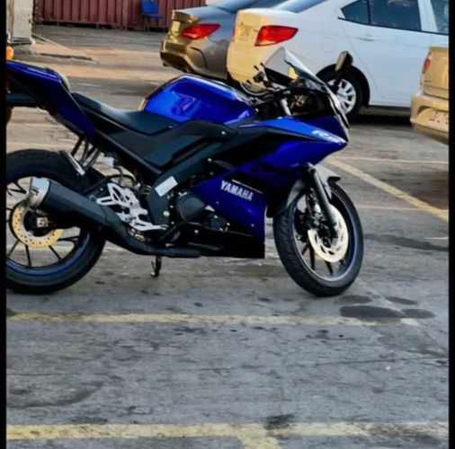 Yamaha R15 2023 • 4.300 km • Único dueño • Impecable • Conversable