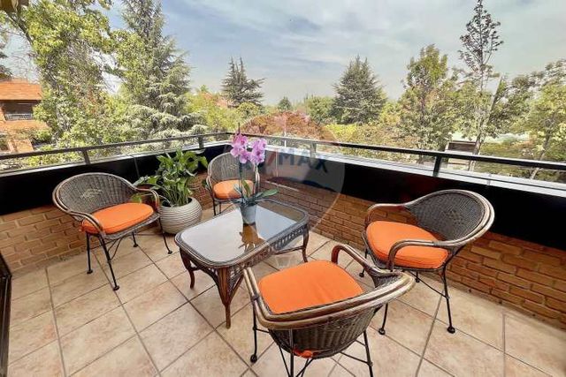 Dúplex de lujo en borderío vitacura