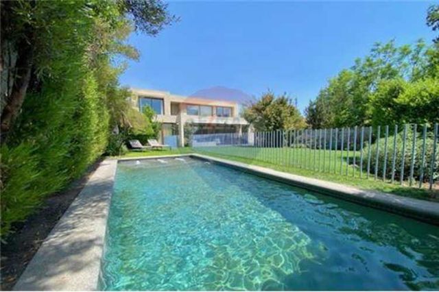 Excelente estado precioso jardín canquén los ríos