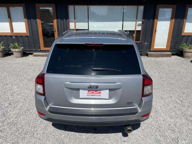 JEEP COMPASS SPORT 4X2 AT 2.4 2016