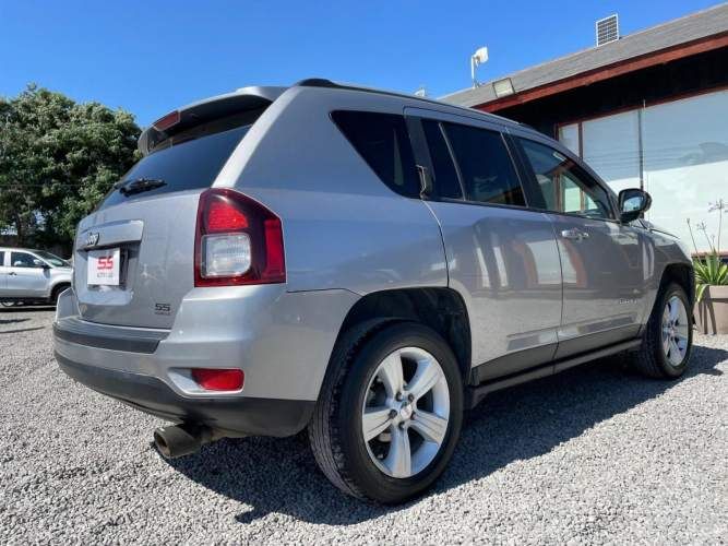JEEP COMPASS SPORT 4X2 AT 2.4 2016